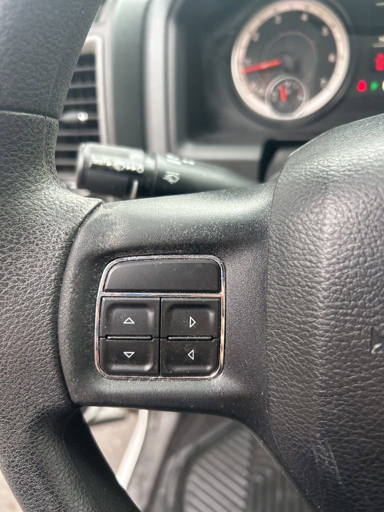 Used 2016 RAM 1500 Express image 10