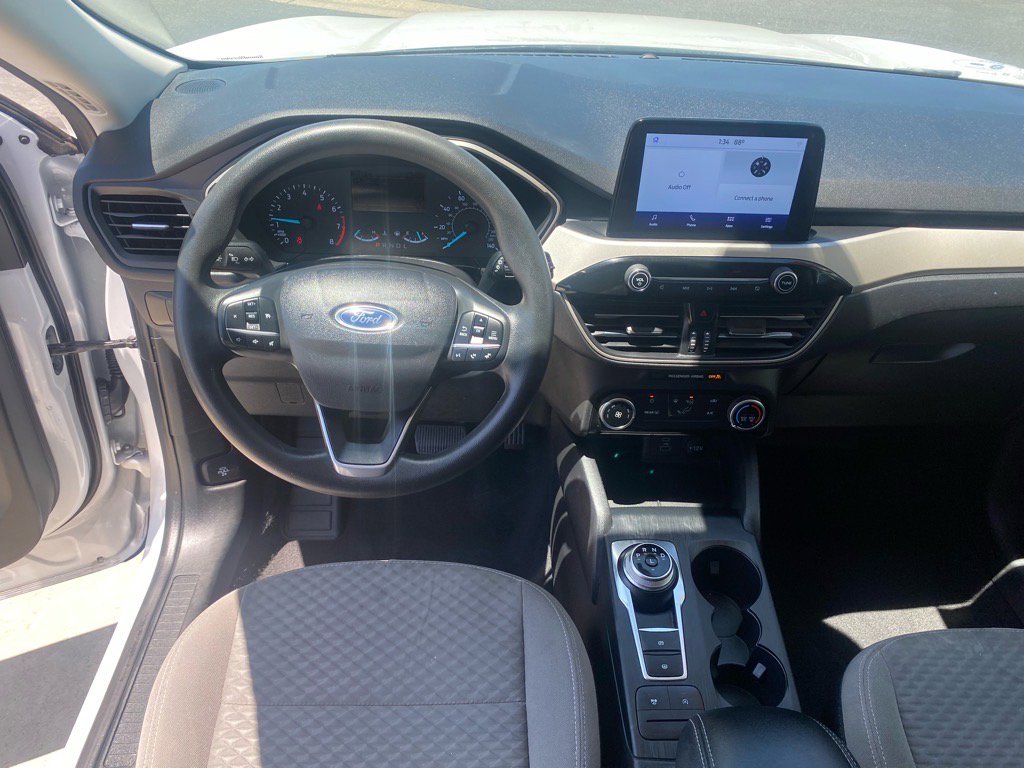 Used 2022 Ford Escape SE image 17