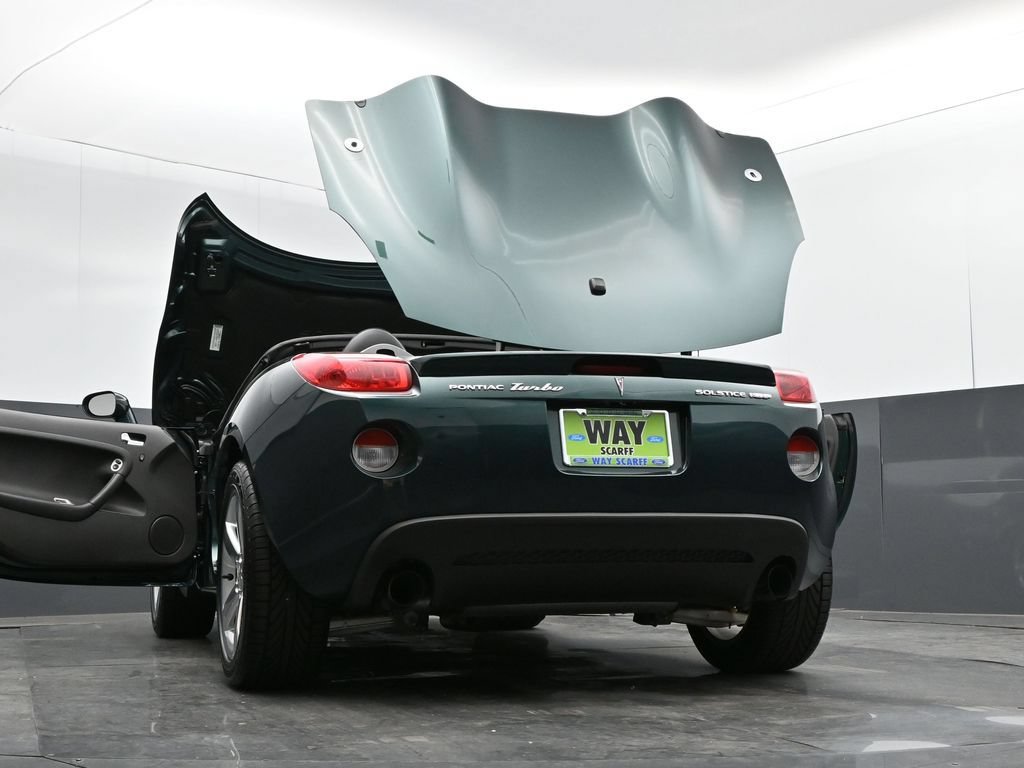 Used 2007 Pontiac Solstice GXP w/ Premium Package RWD image 37
