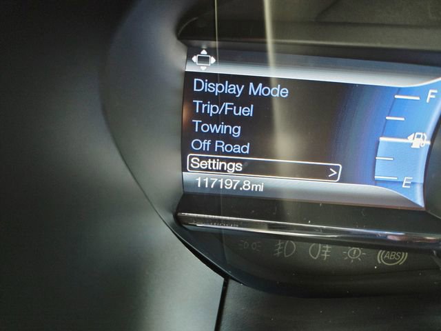 Used 2015 Lincoln Navigator 4WD image 24