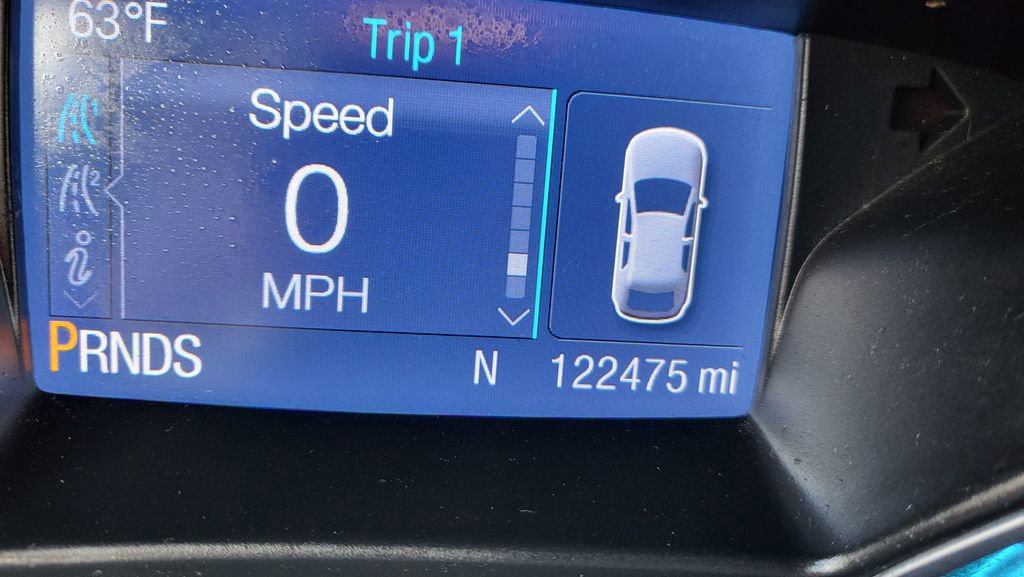 Used 2015 Ford Escape SE image 29