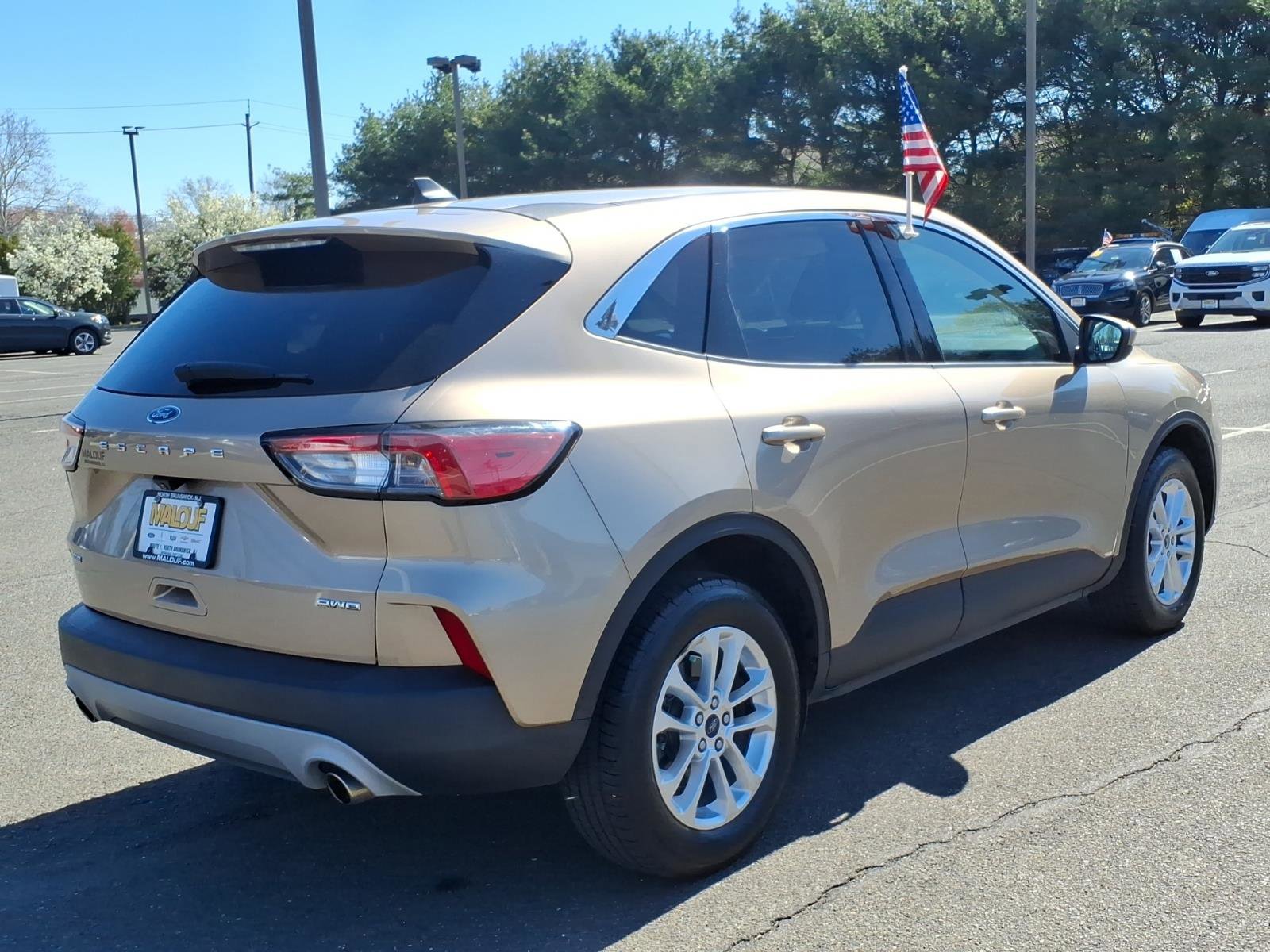 Certified 2021 Ford Escape SE w/ Convenience Package AWD/4WD image 6