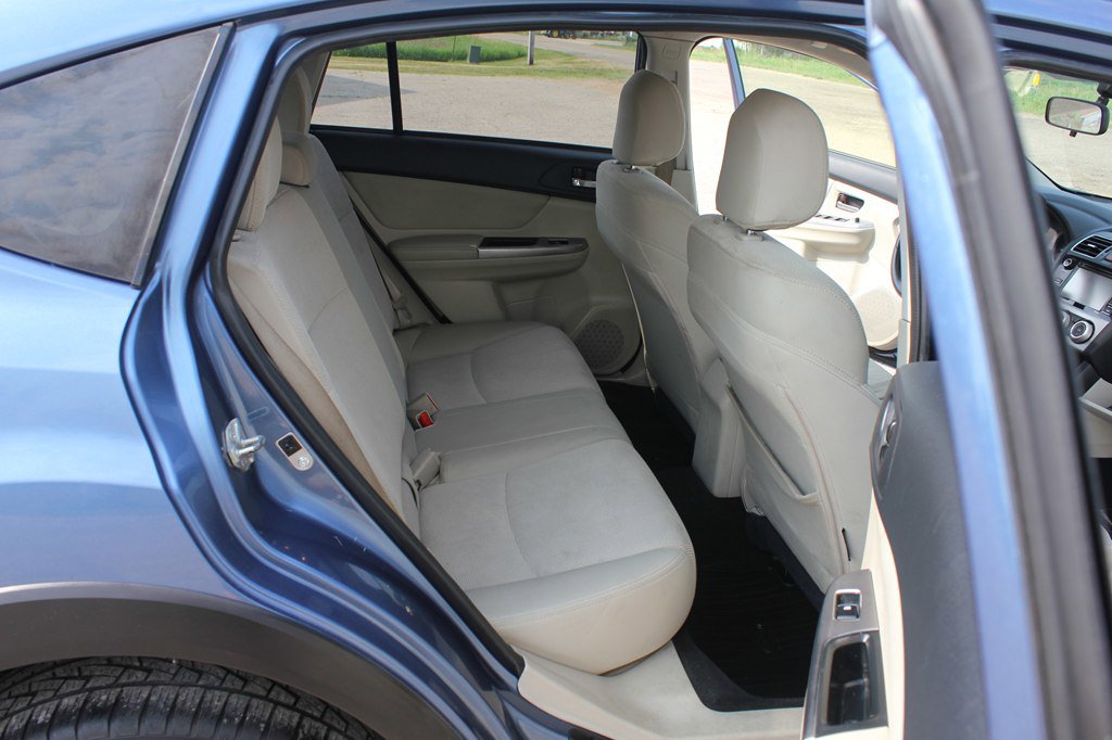 Used 2015 Subaru Crosstrek 2.0i Premium image 40