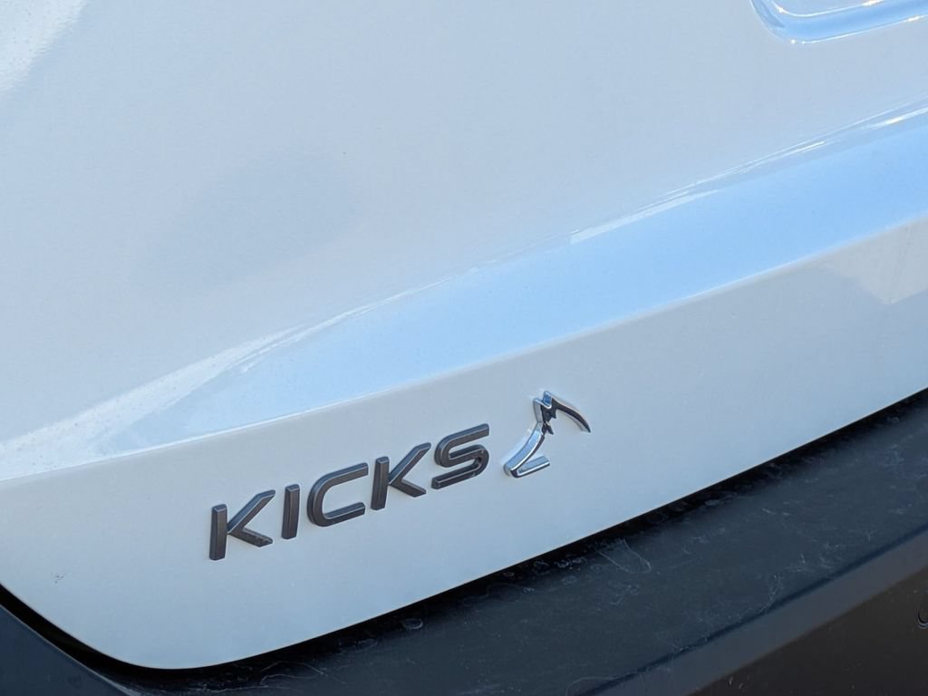 New 2026 Nissan Kicks SV w/ SV Premium Package AWD/4WD image 11
