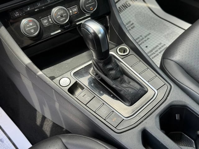 Used 2020 Volkswagen Jetta SE FWD image 19