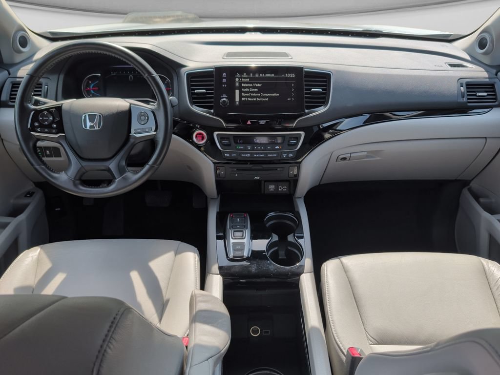 Used 2019 Honda Pilot Touring image 18