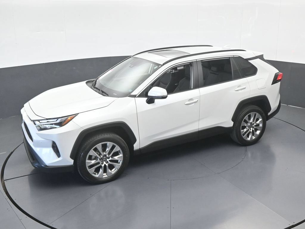 Used 2025 Toyota RAV4 XLE Premium FWD image 44