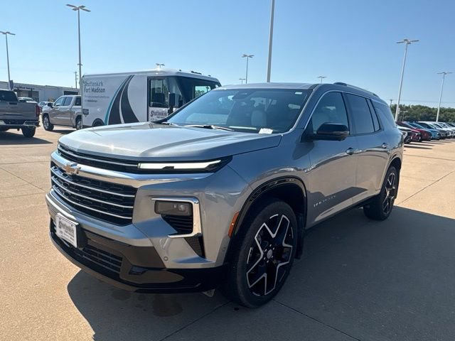 Used 2026 Chevrolet Traverse High Country AWD/4WD image 7
