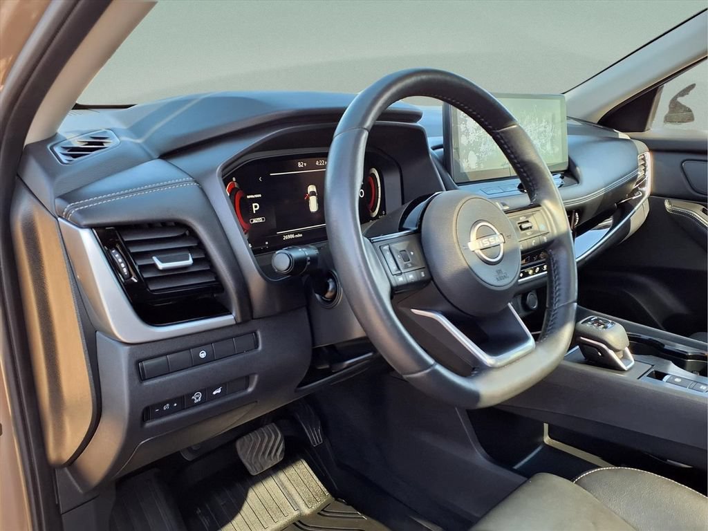 Used 2024 Nissan Rogue SL w/ SL Premium Package AWD/4WD image 14