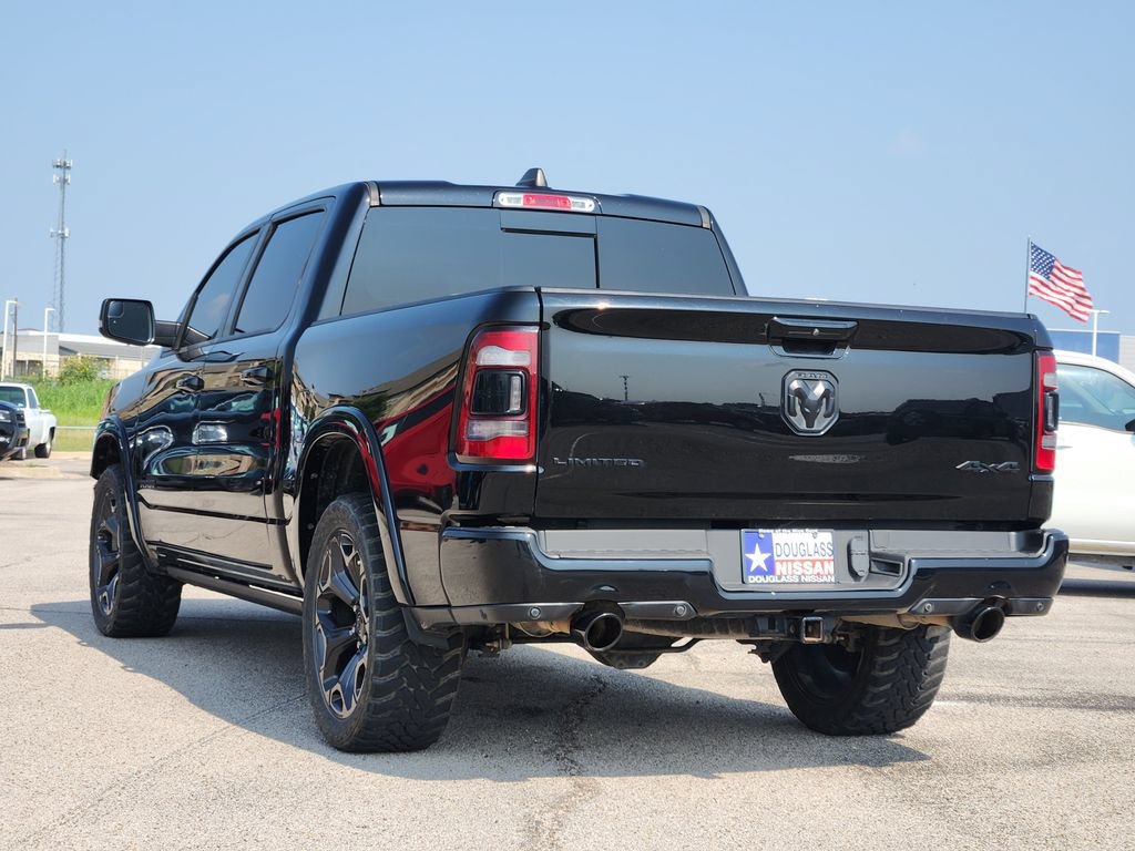 Used 2020 RAM 1500 Limited w/ Black Appearance Package AWD/4WD image 4