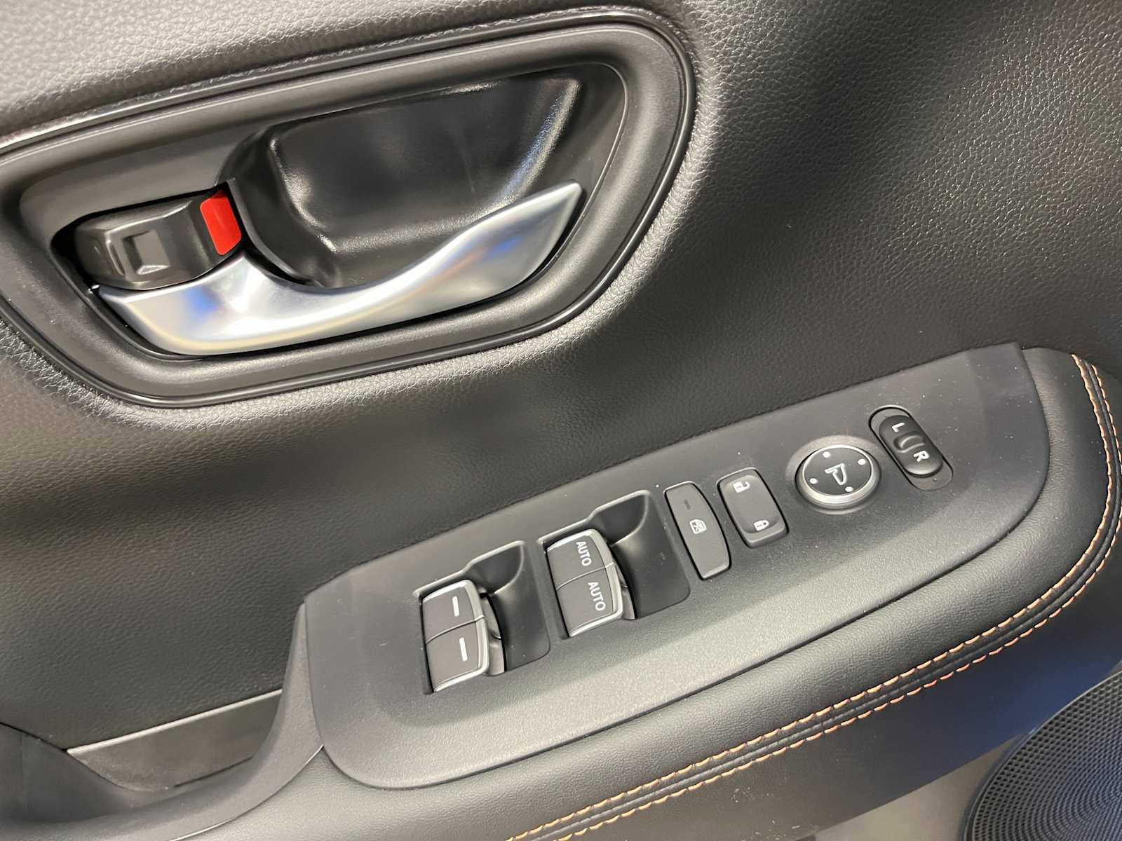 New 2026 Honda HR-V Sport image 14