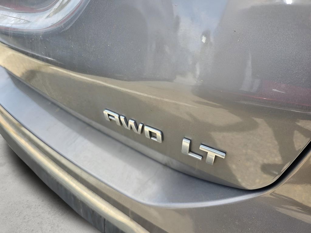 Used 2018 Chevrolet Equinox LT image 19