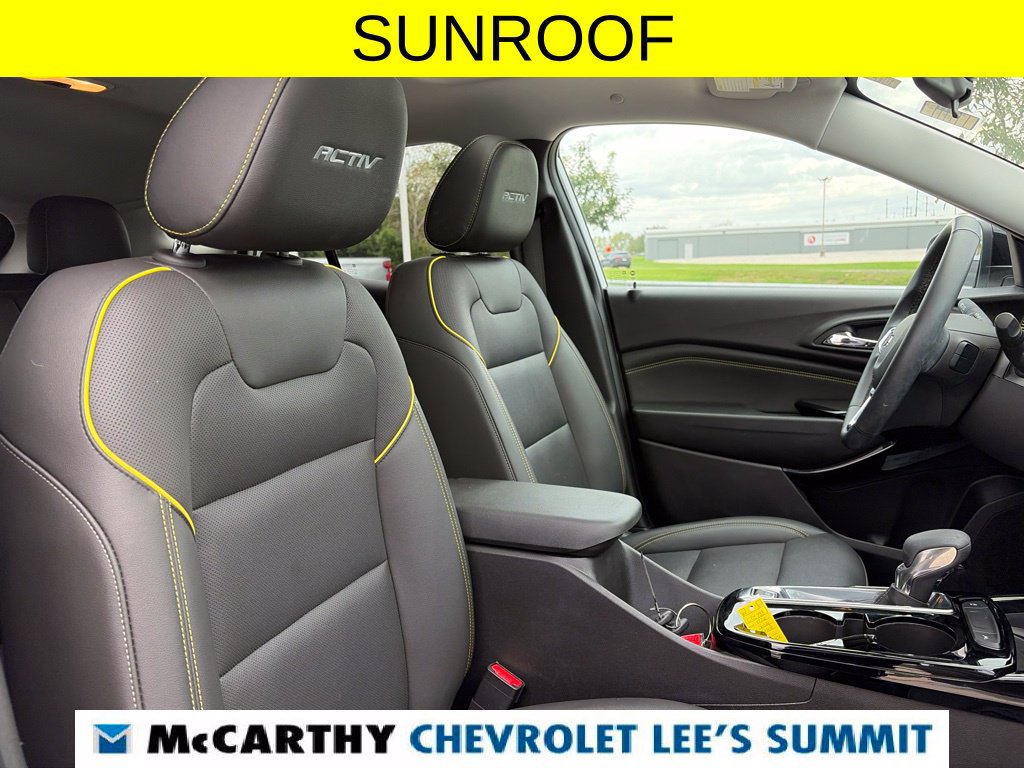 Used 2025 Chevrolet Trax ACTIV w/ Sunroof Package FWD image 29