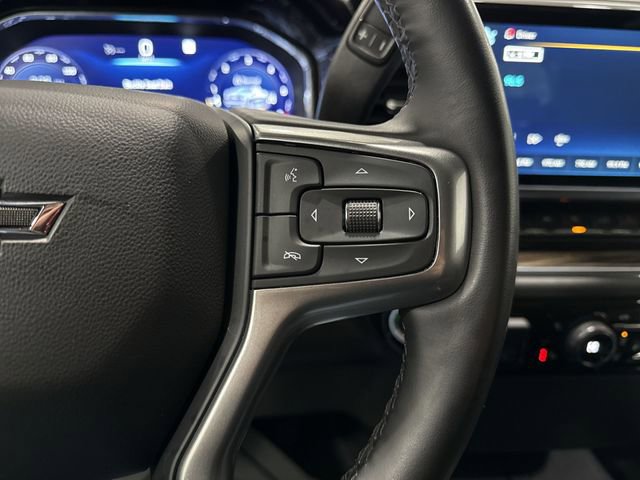 Used 2023 Chevrolet Silverado 1500 RST AWD/4WD image 19