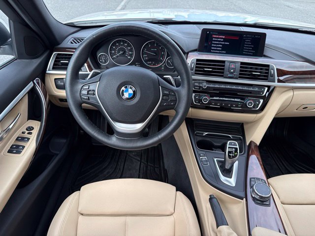 Used 2018 BMW 328d xDrive Sedan w/ Premium Package AWD/4WD image 12