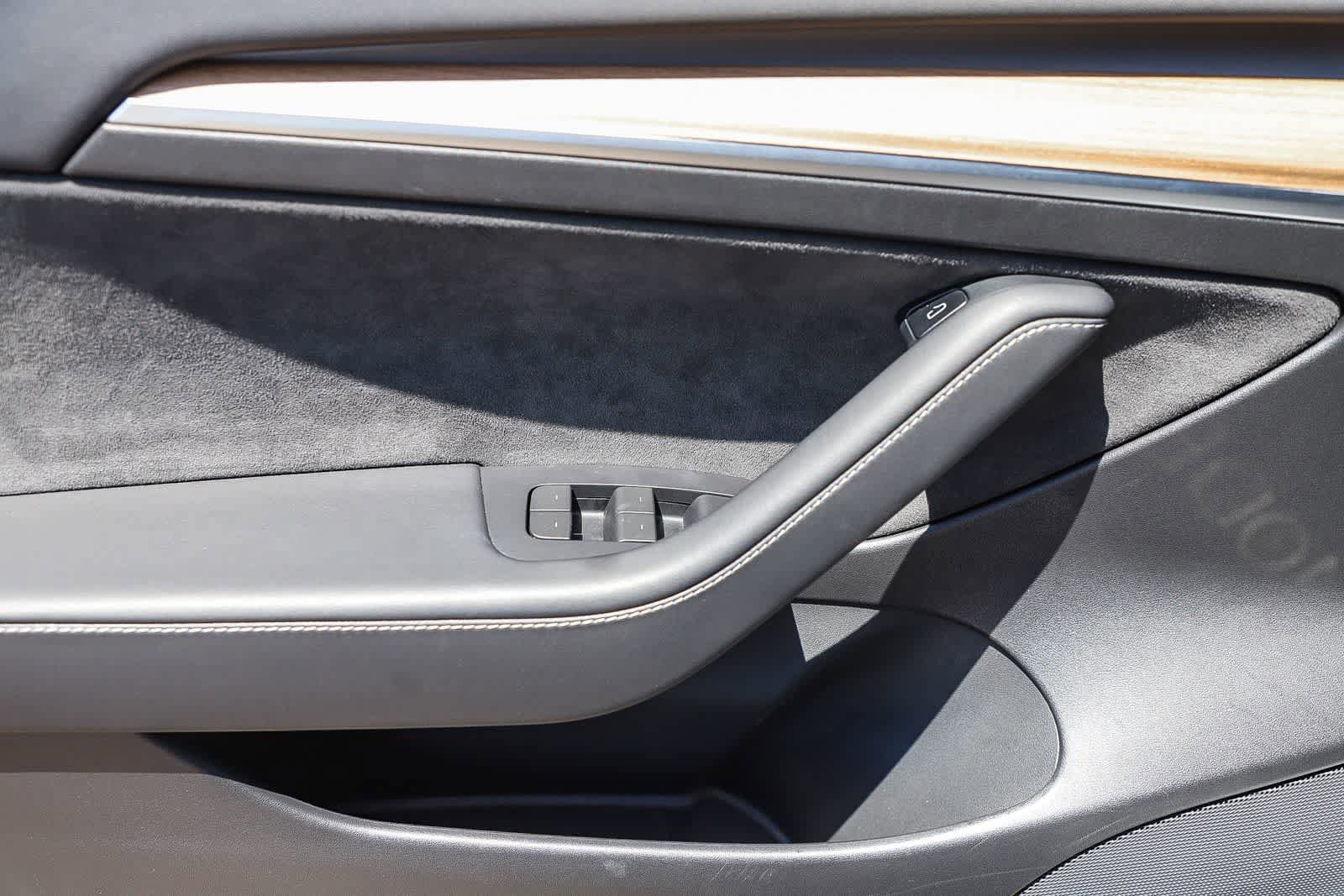 Used 2022 Tesla Model 3 Long Range AWD/4WD image 21
