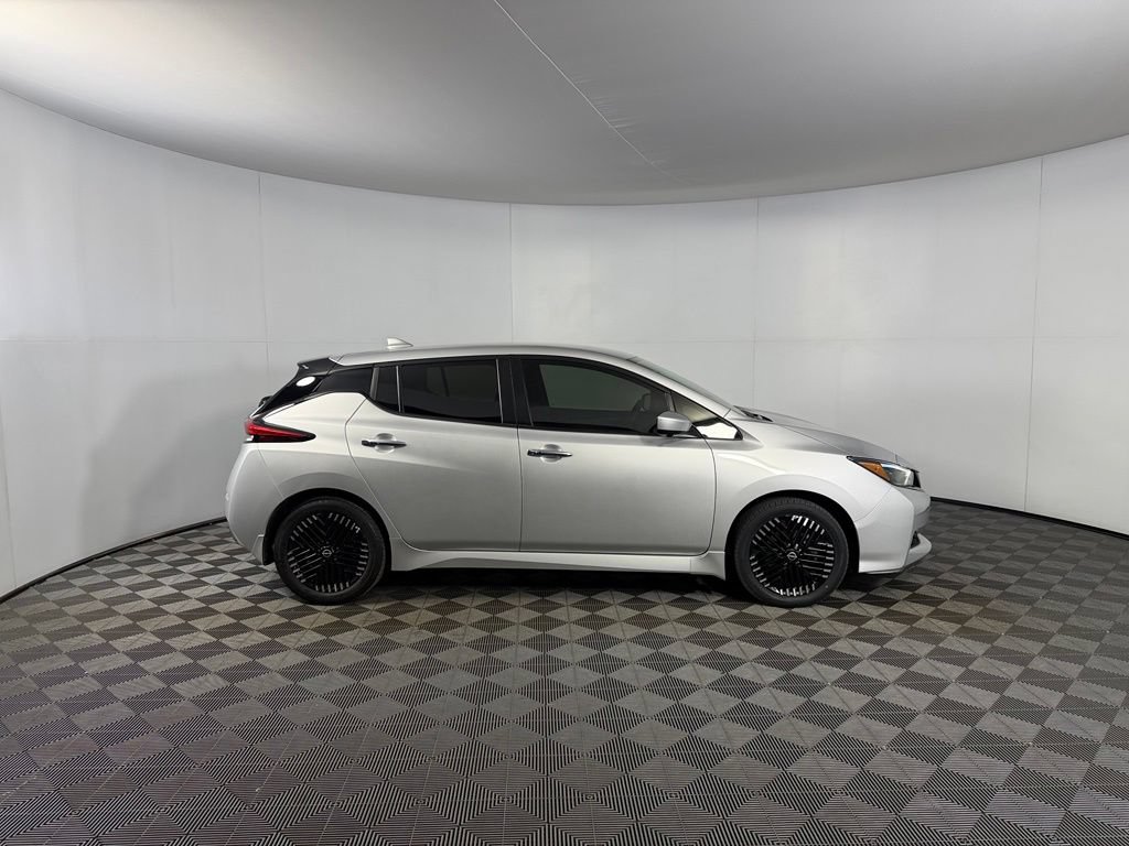 Used 2025 Nissan Leaf SV Plus FWD image 7