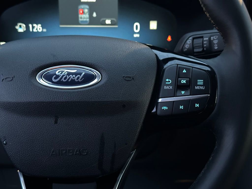 Used 2023 Ford Escape Platinum w/ Class II Trailer Tow Package AWD/4WD image 18