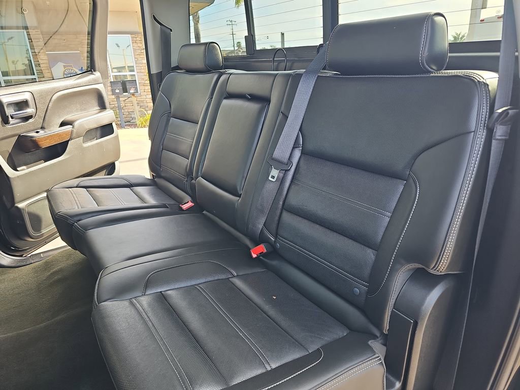 Used 2018 GMC Sierra 2500 Denali w/ Duramax Plus Package image 14