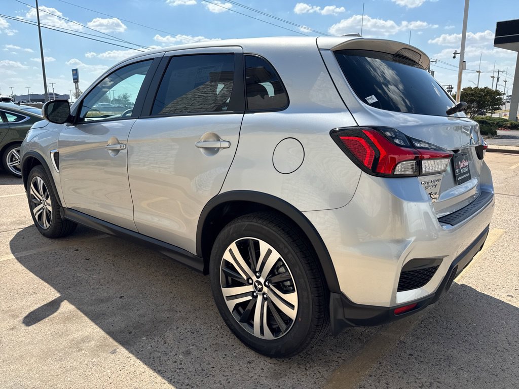 New 2027 Mitsubishi Outlander Sport SE FWD image 6