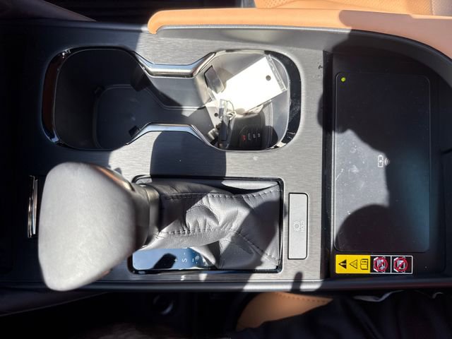 Used 2025 Lexus ES 350 w/ Premium Package image 19