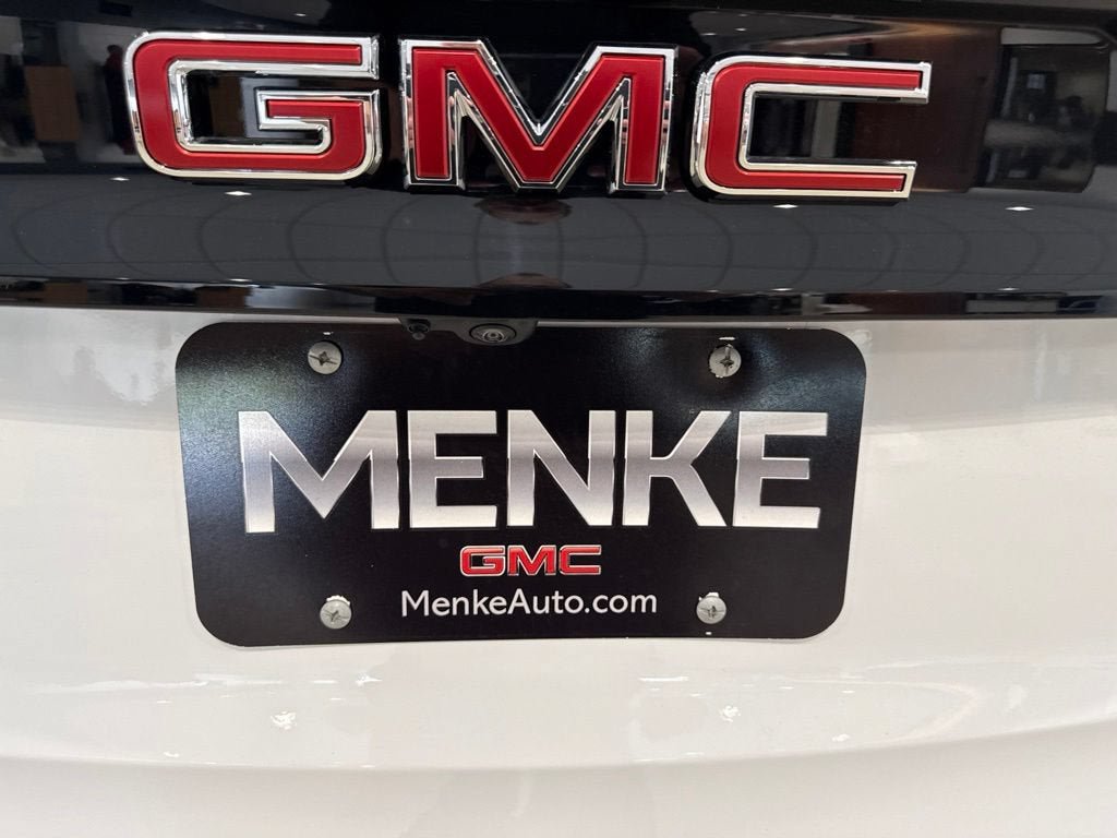 New 2026 GMC Acadia Elevation w/ Elevation Premium Package AWD/4WD image 9