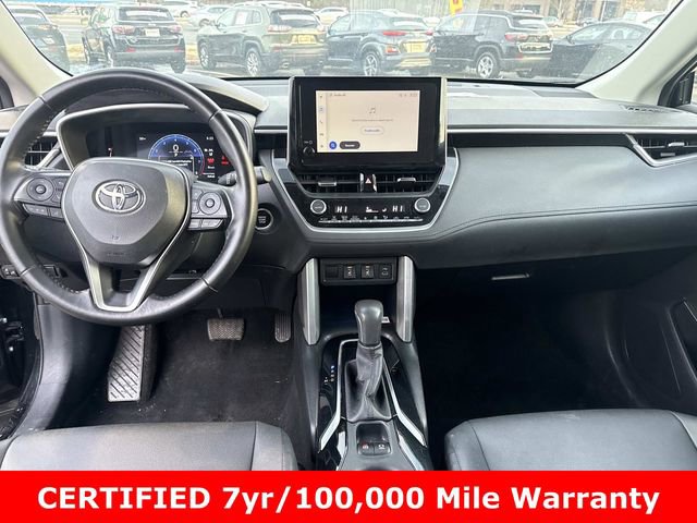 Used 2023 Toyota Corolla Cross XLE image 18