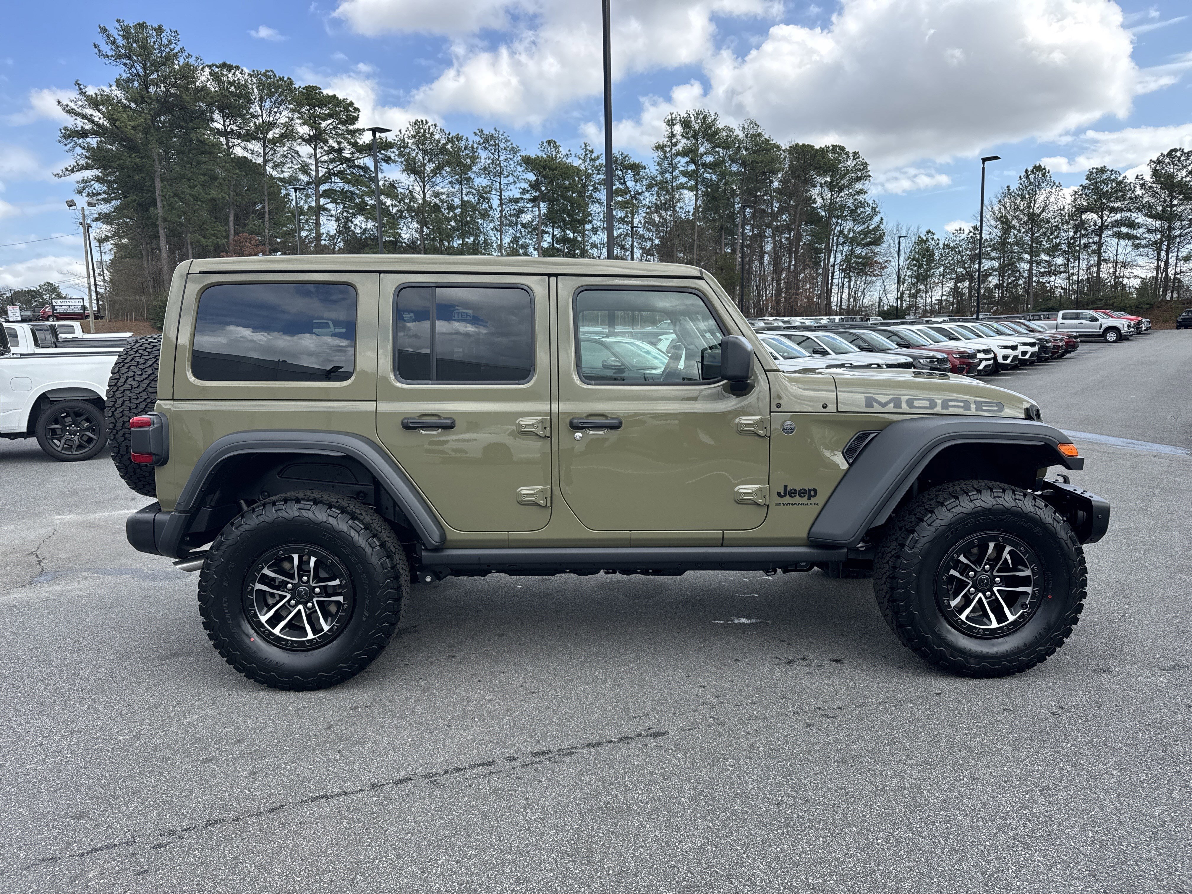 New 2026 Jeep Wrangler Unlimited Rubicon 392 image 9