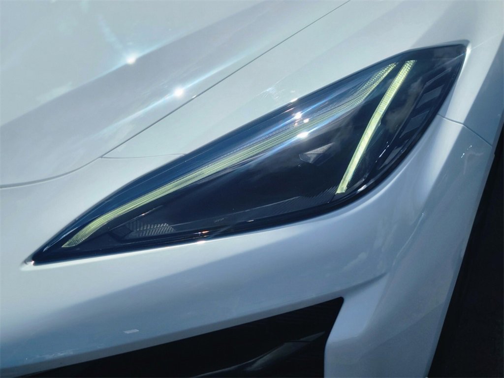Used 2024 Chevrolet Corvette Z06 image 10