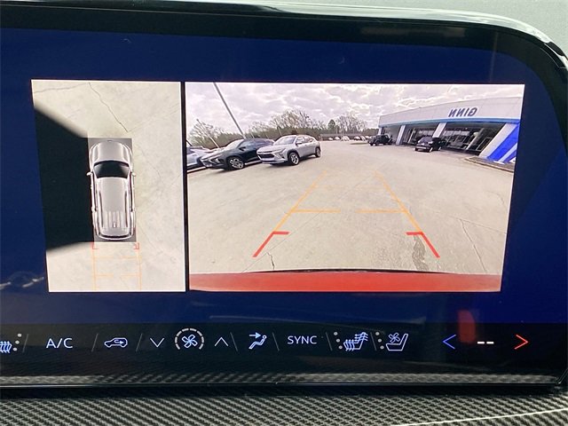 New 2026 Chevrolet Traverse High Country w/ LPO, Floor Liner Package image 13