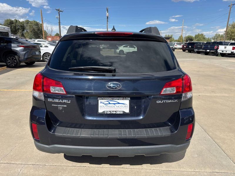 Used 2013 Subaru Outback 2.5i Limited image 4