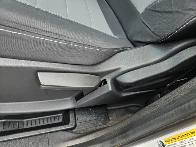 Used 2019 Ford Escape S FWD image 9