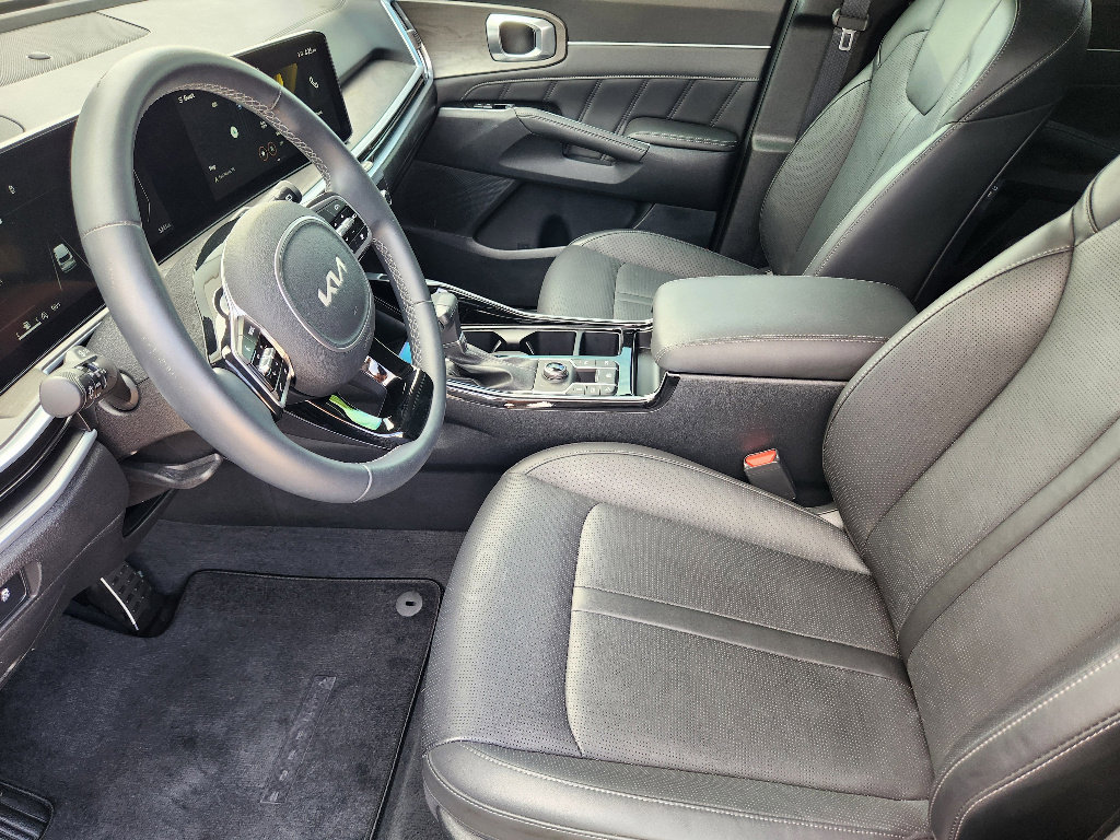 New 2025 Kia Sorento SX image 8
