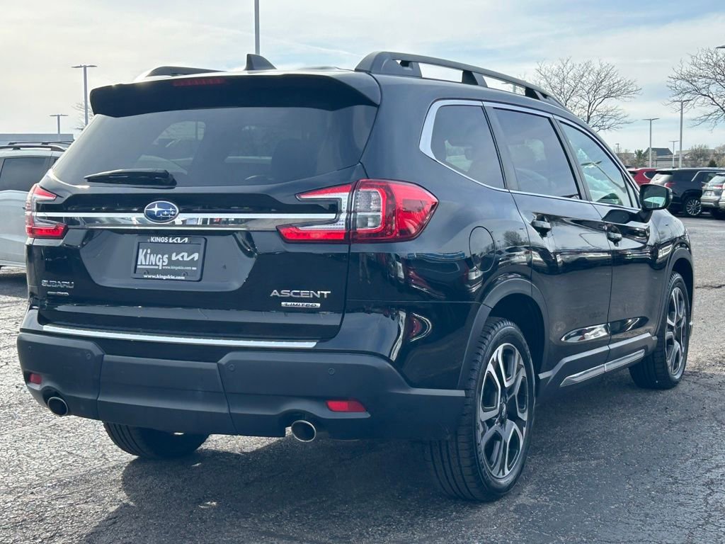 Used 2023 Subaru Ascent Limited image 7