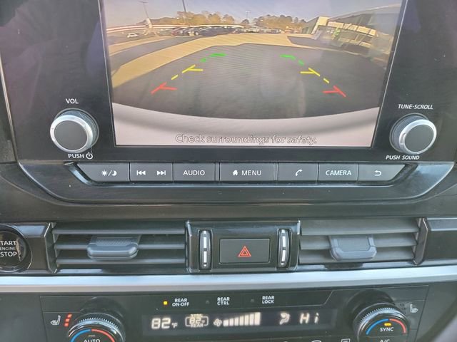 Used 2025 Nissan Pathfinder SV image 23