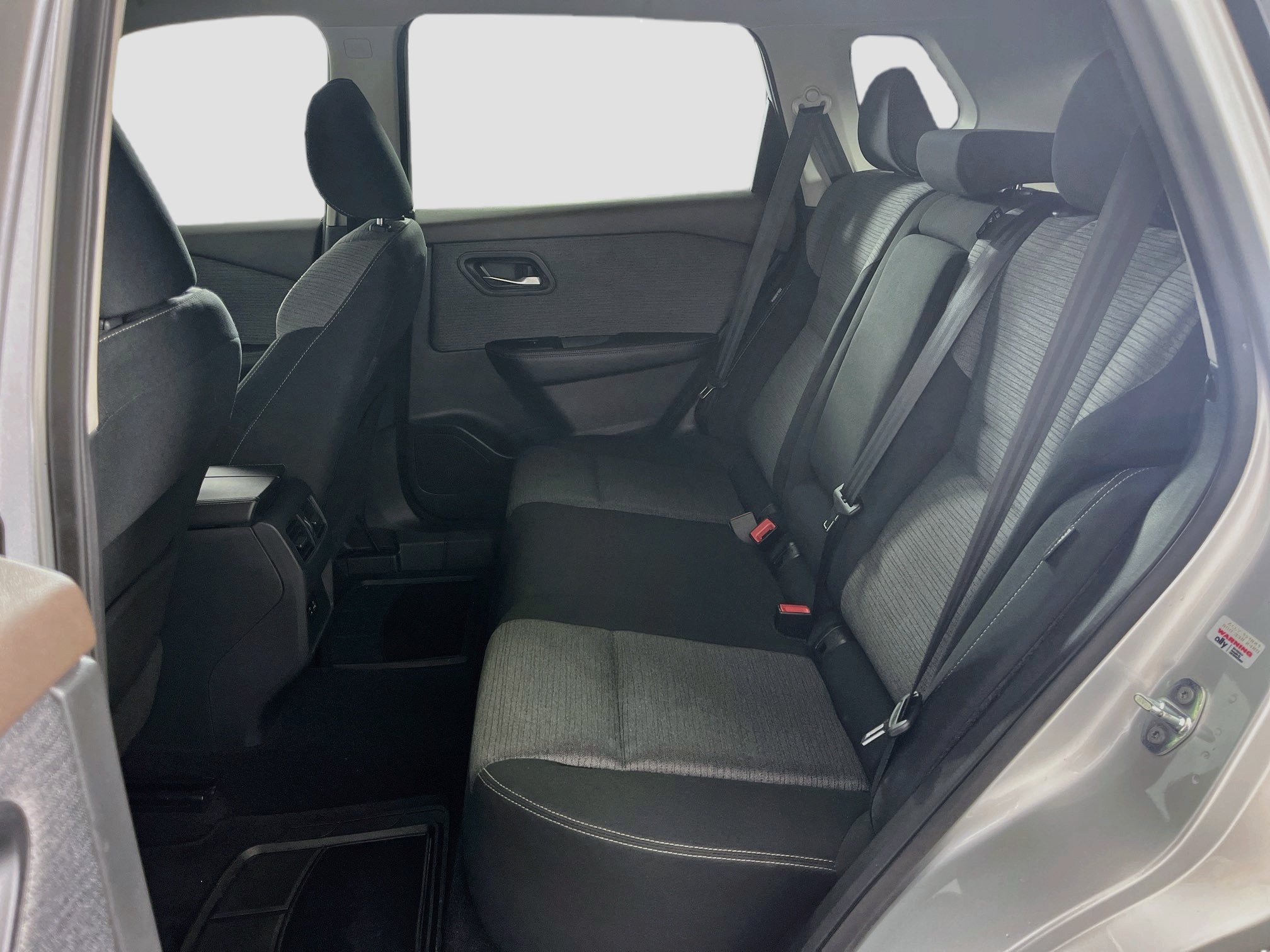 Used 2022 Nissan Rogue SV AWD/4WD image 28