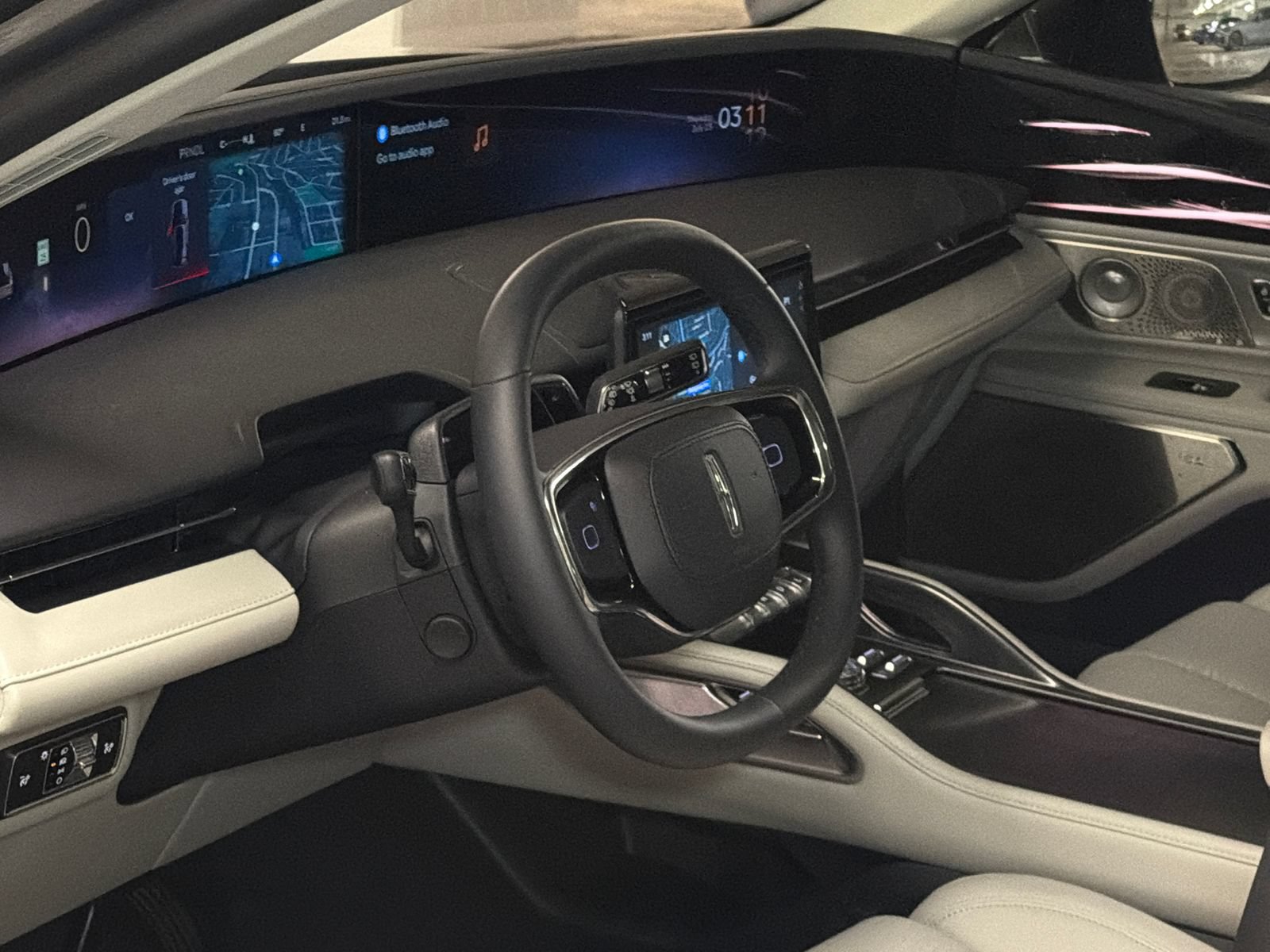 New 2026 Lincoln Nautilus Reserve AWD/4WD image 14
