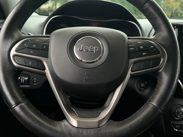 Used 2019 Jeep Cherokee Limited image 21