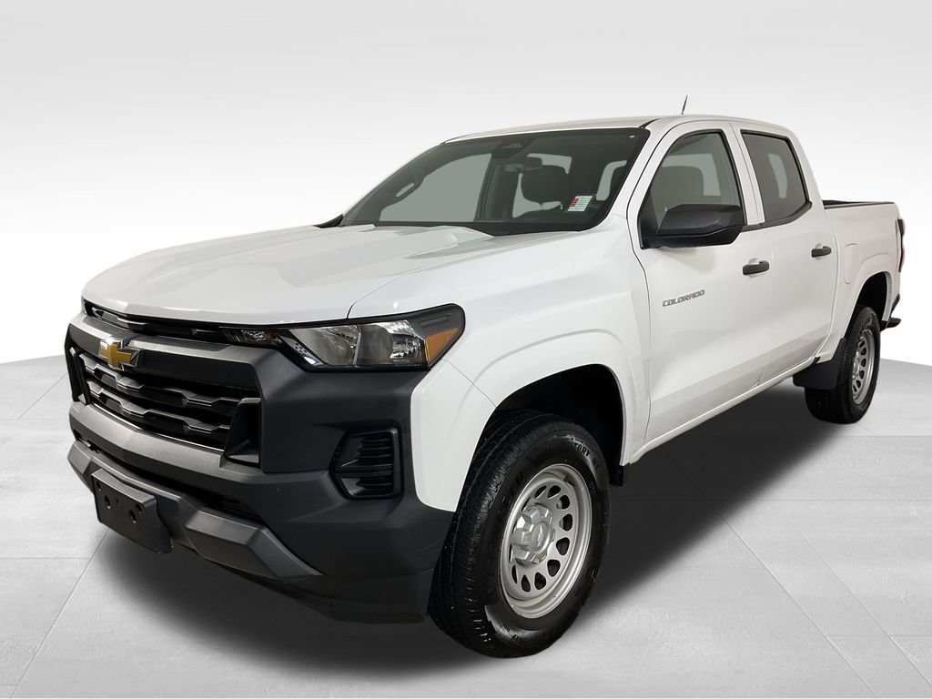 Used 2023 Chevrolet Colorado W/T RWD image 4