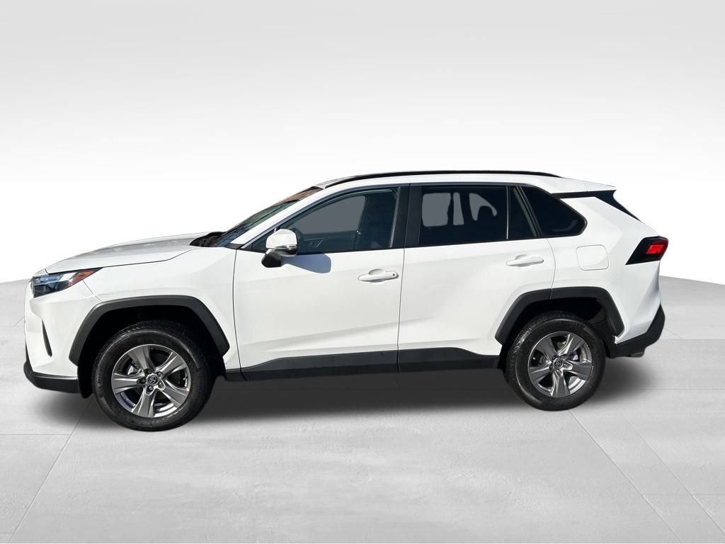 Used 2024 Toyota RAV4 XLE image 2