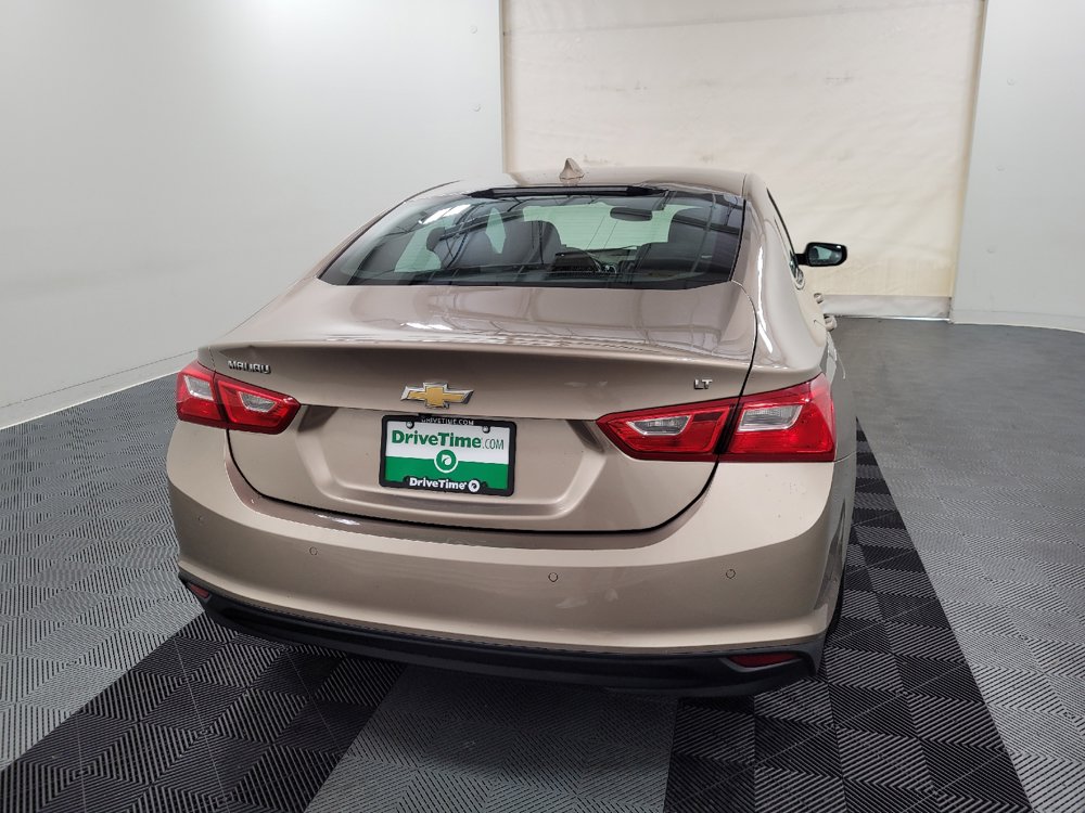 Used 2018 Chevrolet Malibu LT w/ Driver Confidence Package FWD image 7