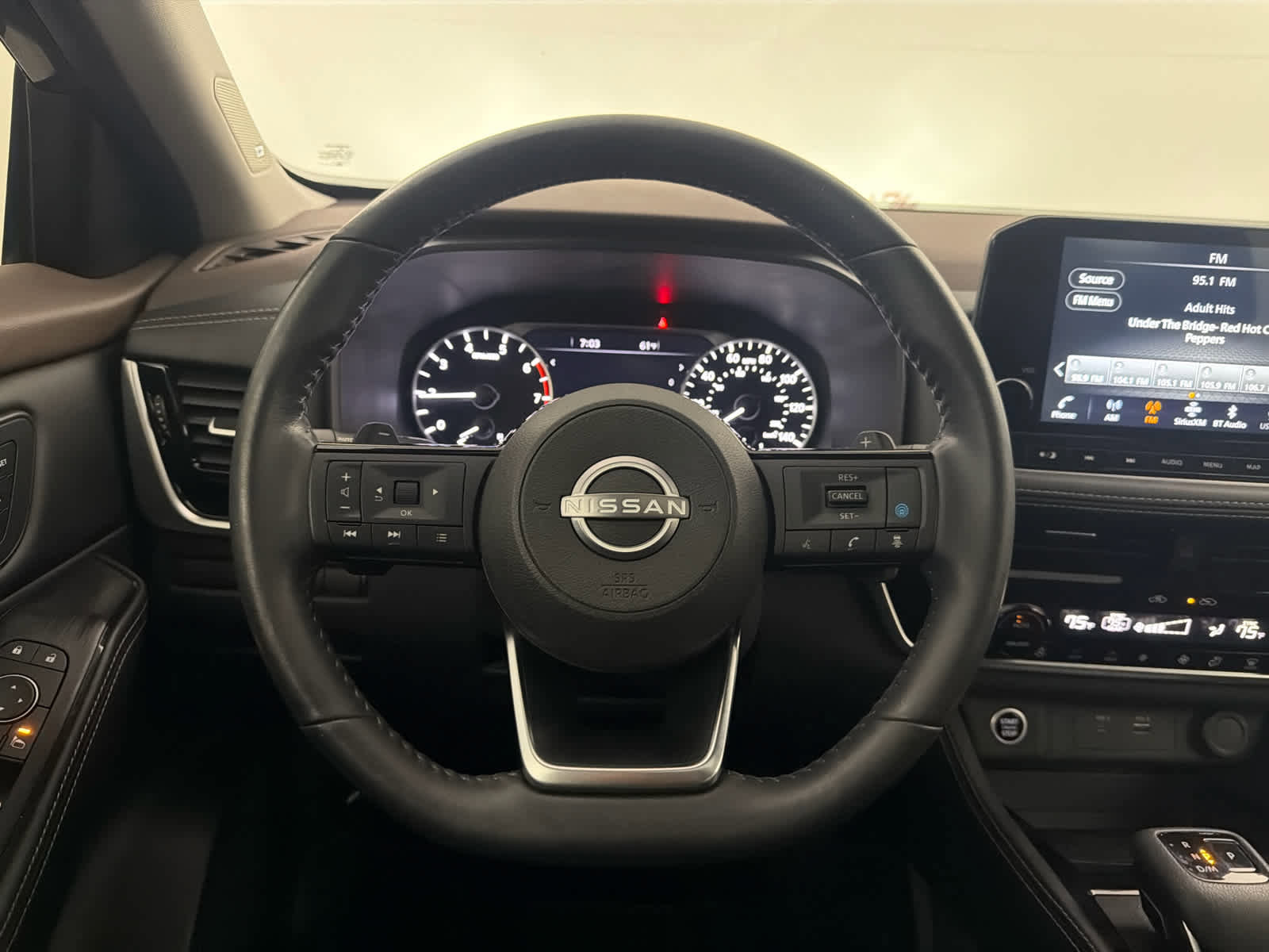 Certified 2023 Nissan Rogue SL w/ SL Premium Package FWD image 17