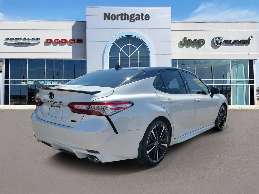 Used 2020 Toyota Camry XSE FWD image 4