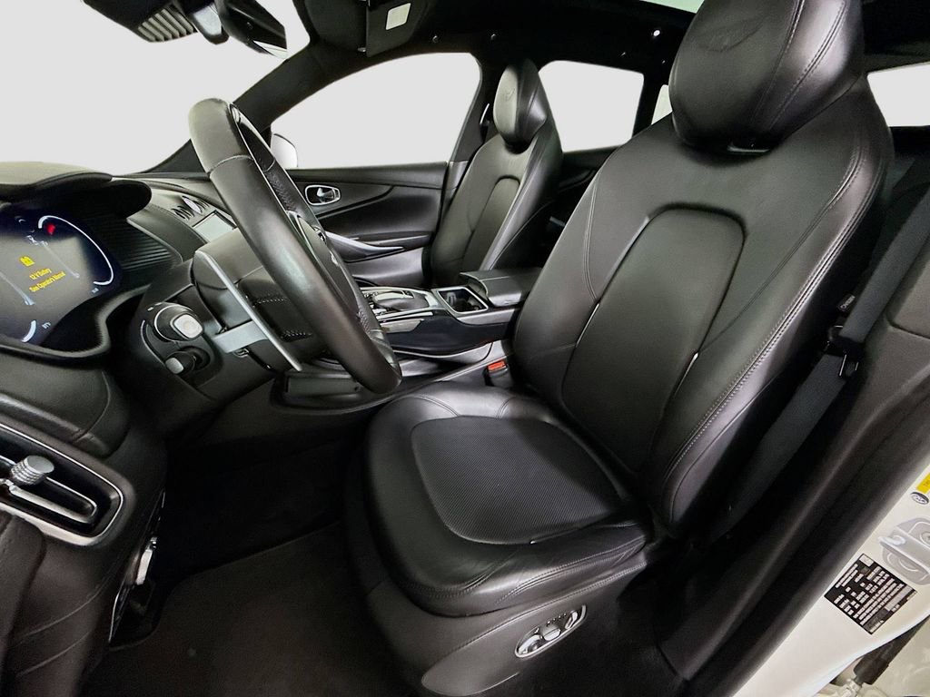 Used 2021 Aston Martin DBX image 20