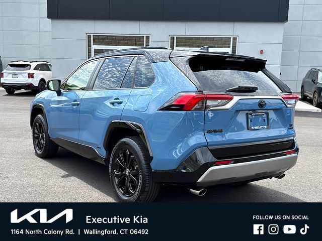 Used 2023 Toyota RAV4 XSE AWD/4WD image 2