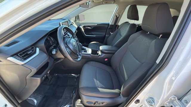 Used 2024 Toyota RAV4 XLE image 18