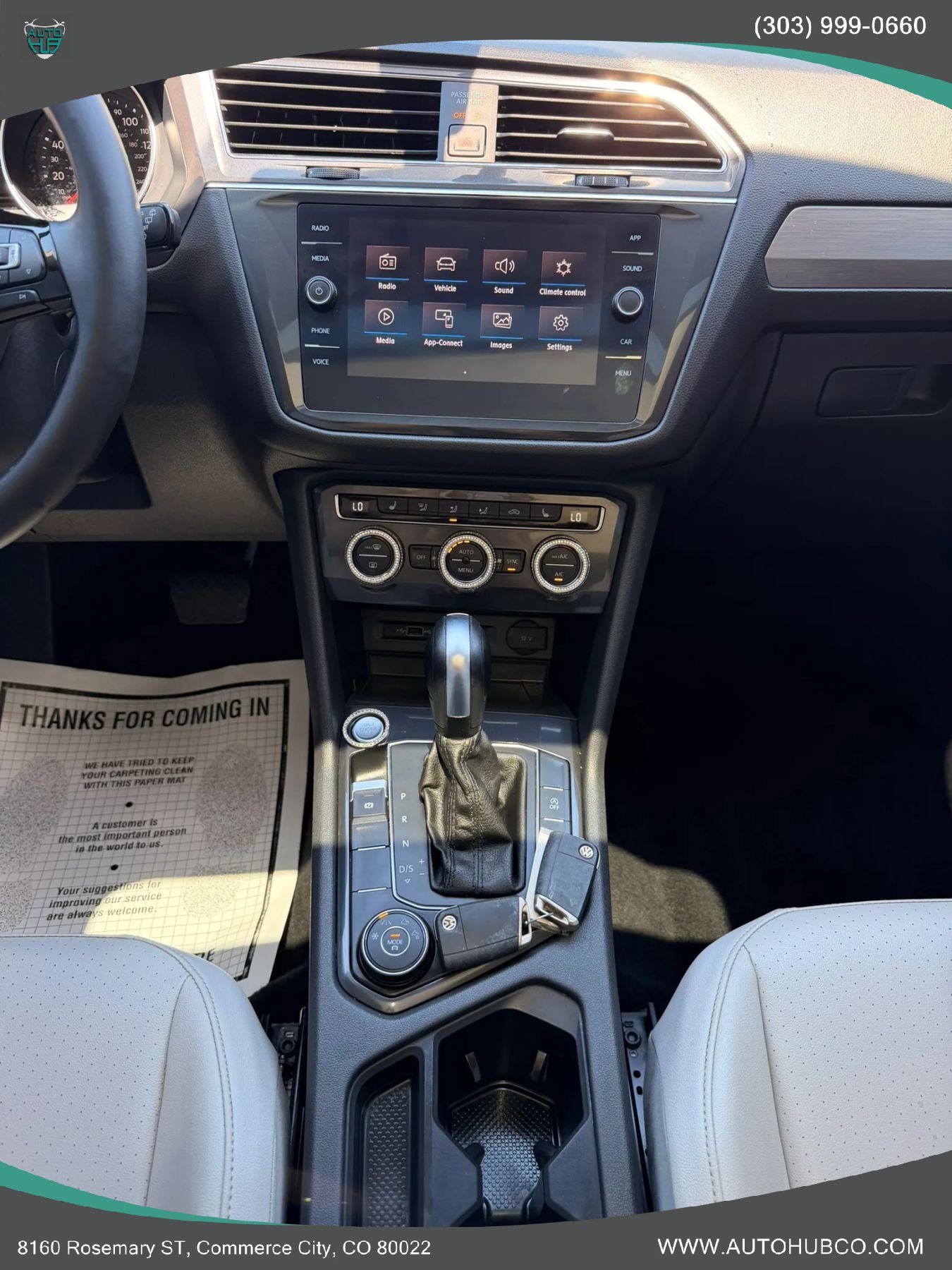 Used 2020 Volkswagen Tiguan SE w/ Panoramic Sunroof Package AWD/4WD image 23