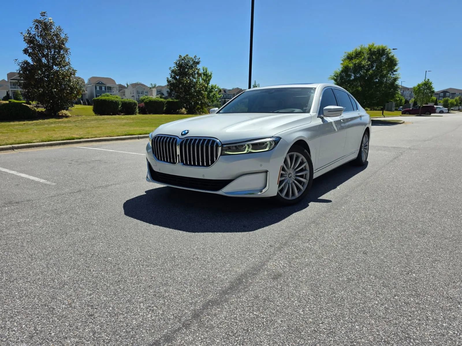 Used 2020 BMW 740i w/ Premium Package RWD image 1