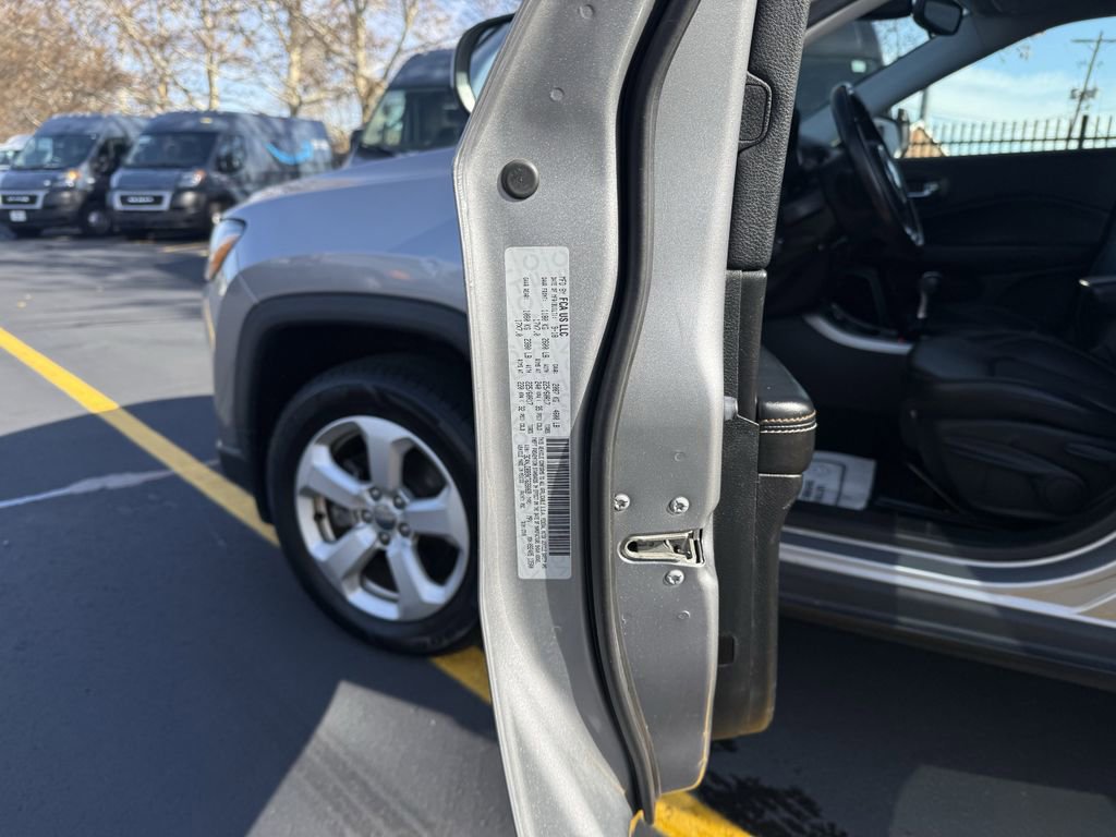 Used 2019 Jeep Compass Latitude w/ Cold Weather Group image 31
