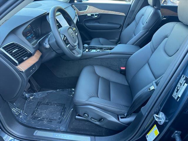 New 2025 Volvo XC90 T8 Plus w/ Protection Package Premier image 20